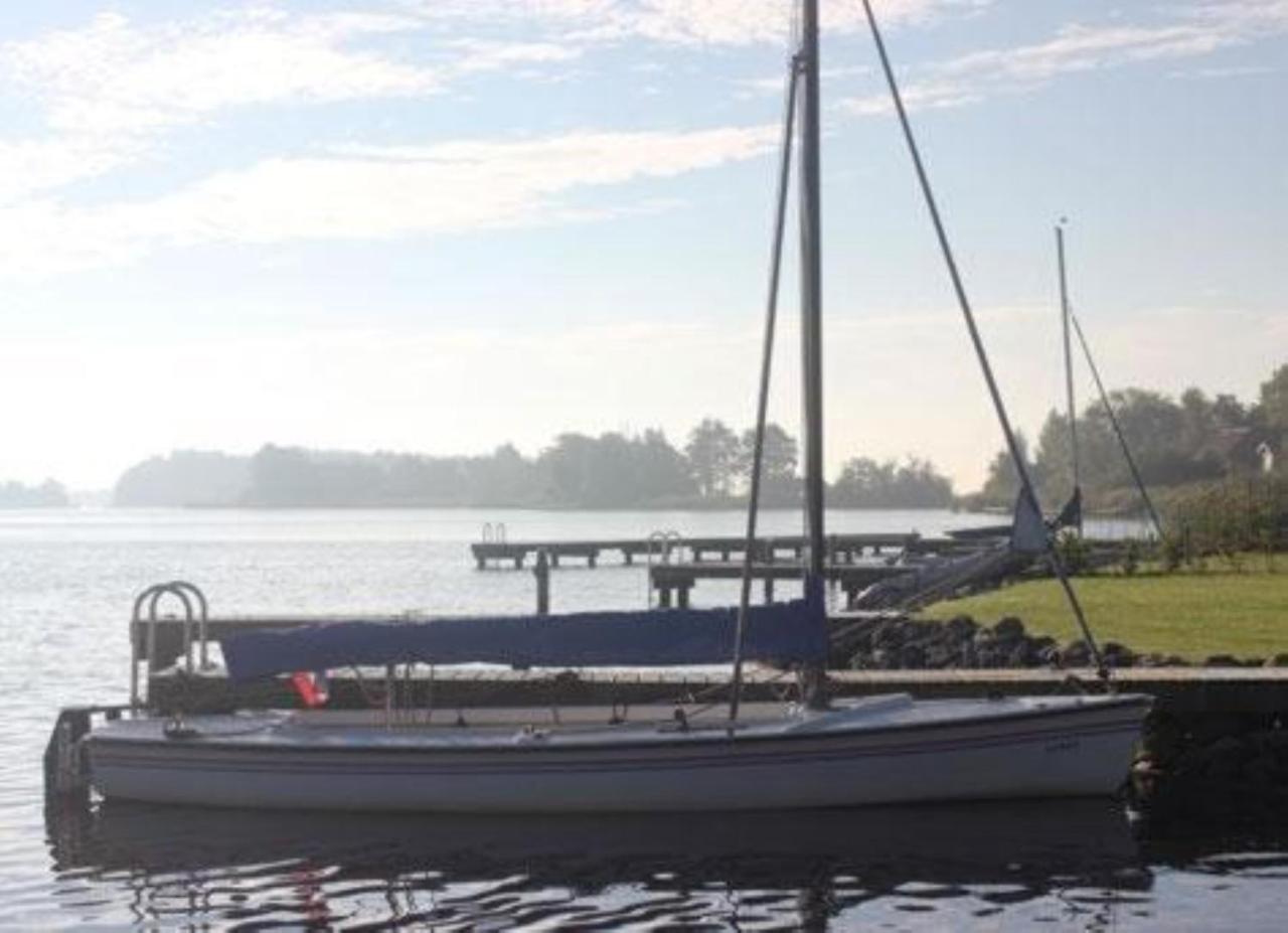 Waterpark Oan 'E Poel Hotel Grou Buitenkant foto