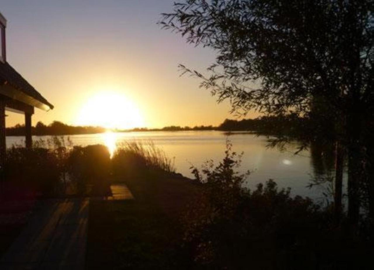 Waterpark Oan 'E Poel Hotel Grou Buitenkant foto