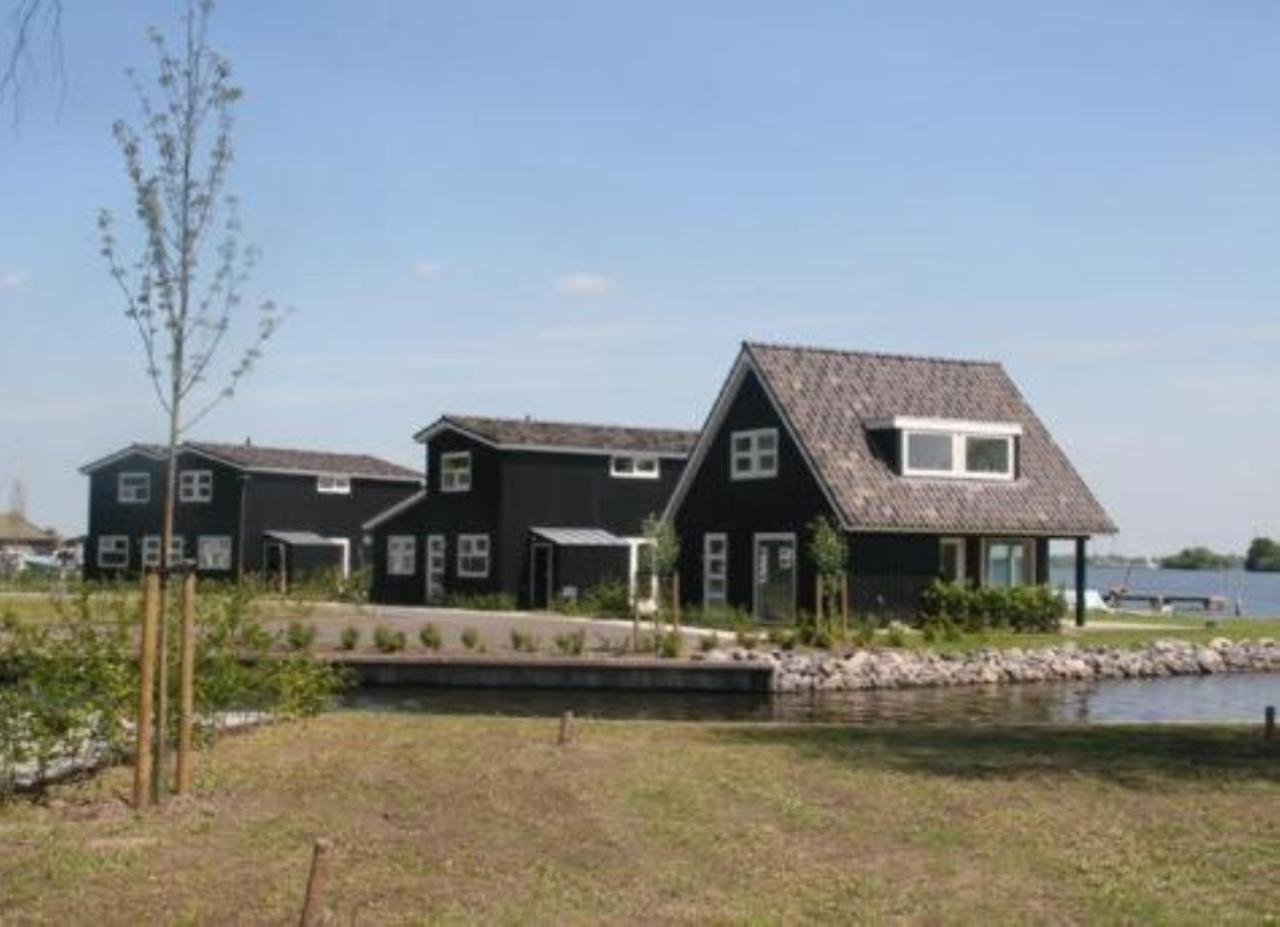 Waterpark Oan 'E Poel Hotel Grou Buitenkant foto