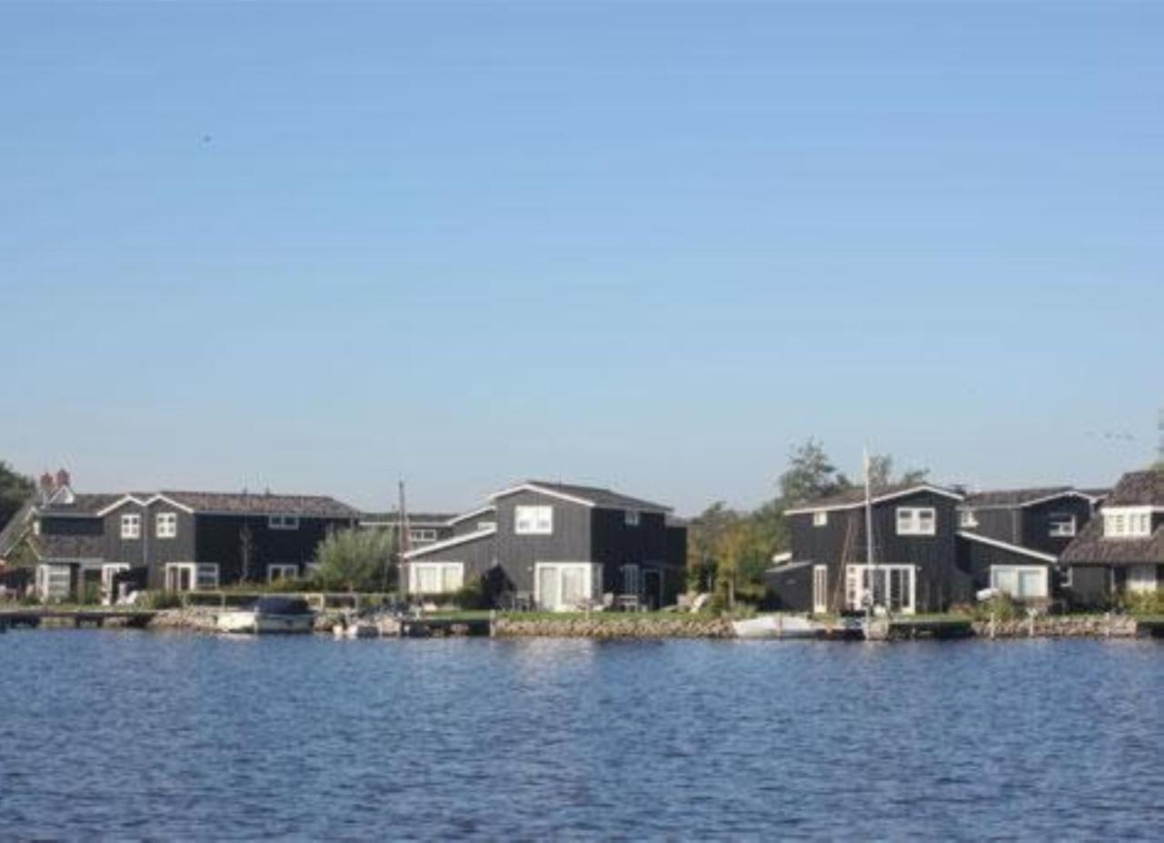 Waterpark Oan 'E Poel Hotel Grou Buitenkant foto